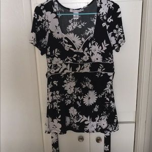 Black & white shirte